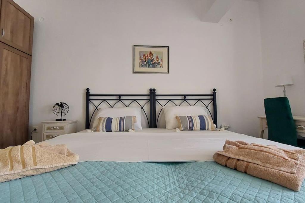Old Port View Apartment, Διαμέρισμα Στο Κέντρο 2 Υπνοδωματίων Corfu (city) Exterior foto