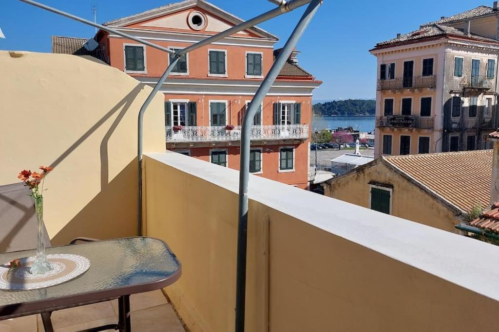 Old Port View Apartment, Διαμέρισμα Στο Κέντρο 2 Υπνοδωματίων Corfu (city) Exterior foto